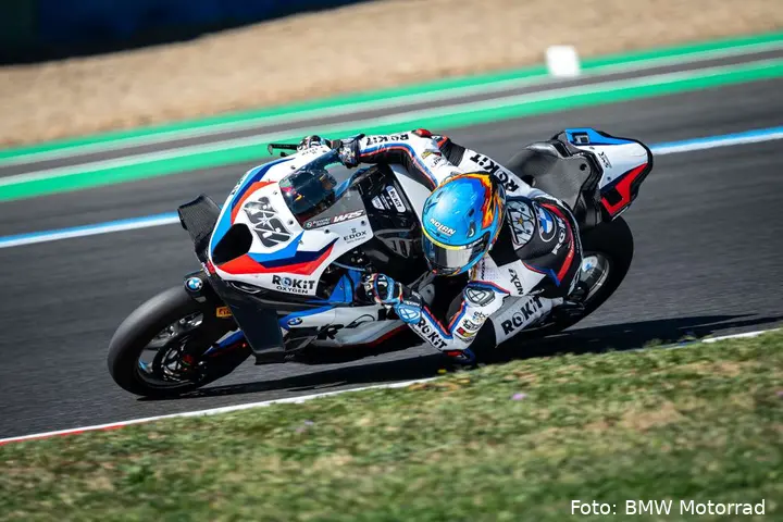 Miguel Oliveira guida la BMW Superbike a Magny-Cours