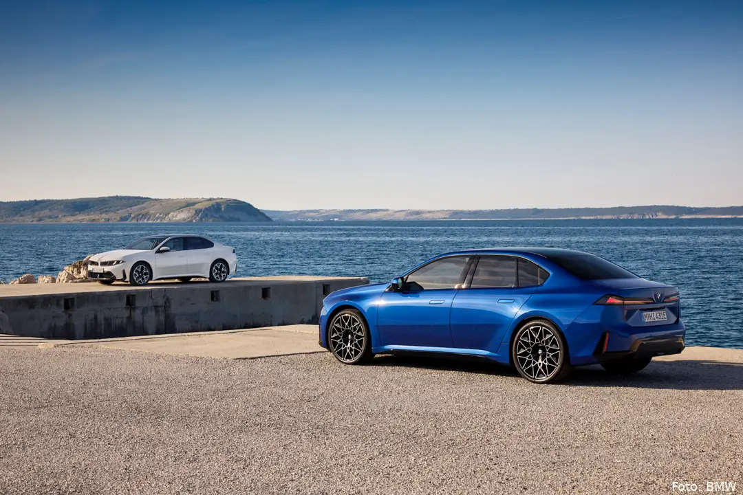 P90657634_highRes_the-new-bmw-3-series