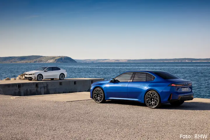 P90657634_highRes_the-new-bmw-3-series
