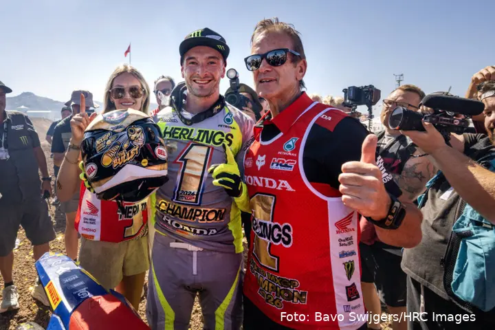 Jeffrey Herlings celebrates MXGP title in Turkey
