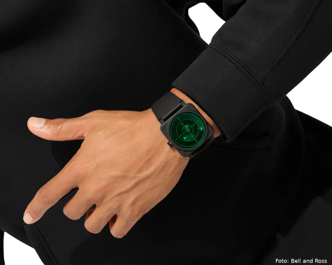 R21_12240