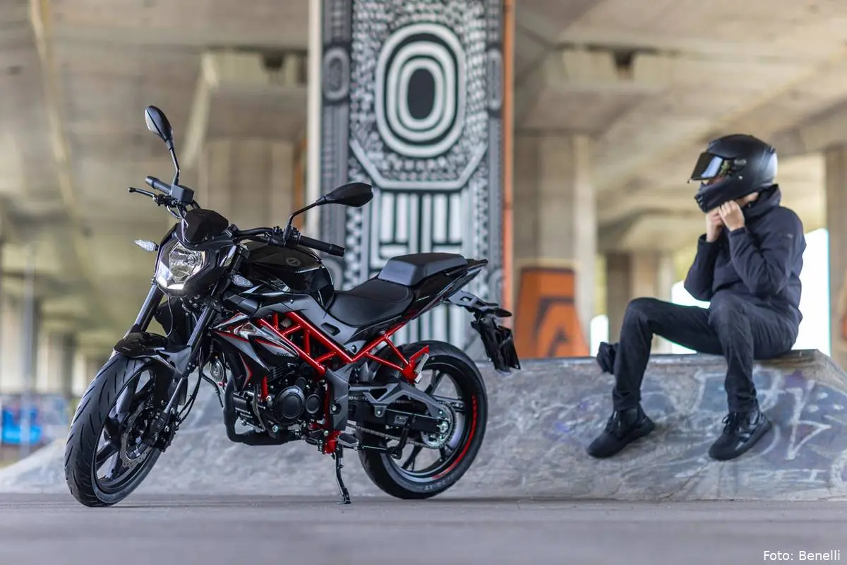 Benelli BN 125