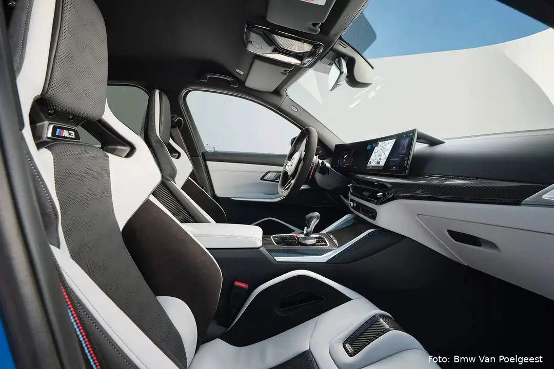 Voorin in de&nbsp;BMW M3 CS Touring