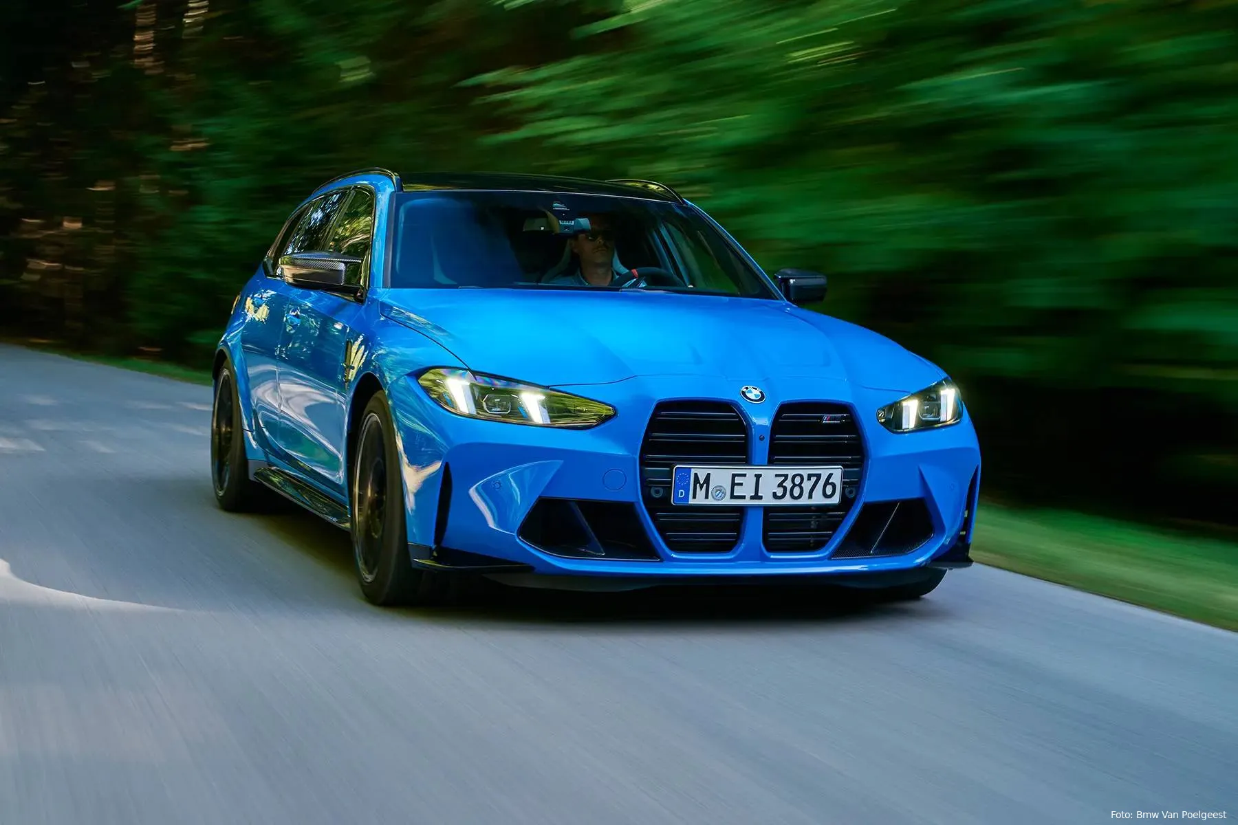 bmw m3 touring 2024 0008 p90551037 highres the new bmw m3 tourijpg