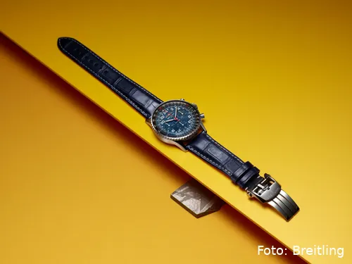 02_Navitimer B02 Chronograph 41 Cosmonaute Artemis II_Ref.AB02307A1C1P1_RGB