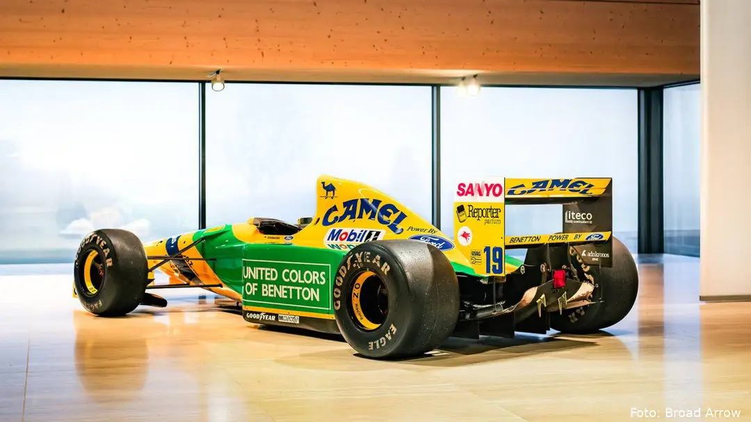 GI26E_r0008-1992-Benetton-B192-Formula-One-ex-Michael-Schumacher_003-1536x864