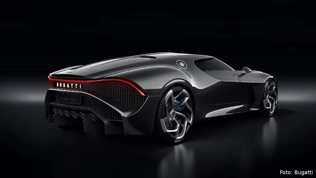 bugatti-la-voiture-noire4