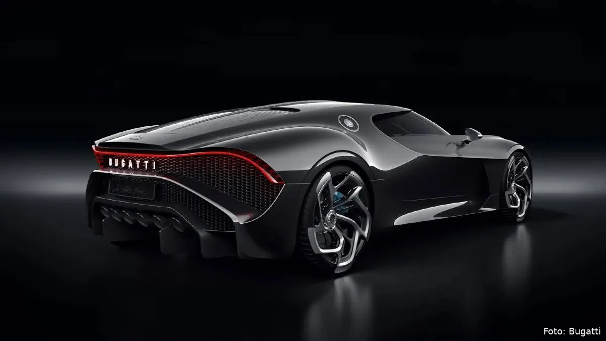 bugatti-la-voiture-noire4