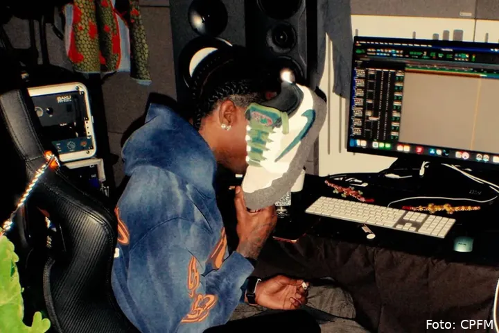 https___hypebeast.com_image_2026_05_21_travis-scott-cpfm-nike-flea-1-cactus-jack-spring-2027-IX7250-200-release-info-reports-002