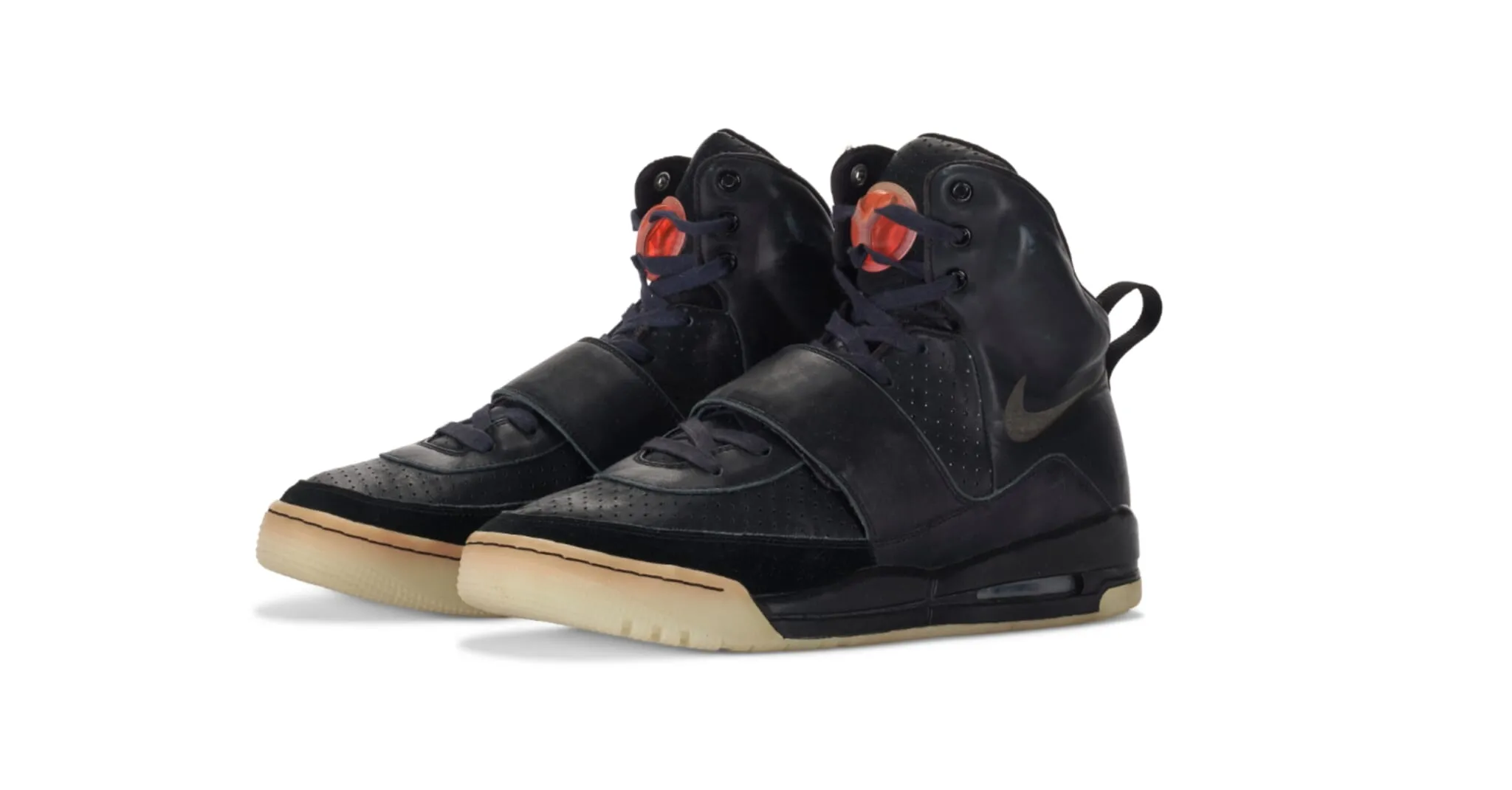 nike air yeezy promo 2048x1070 1