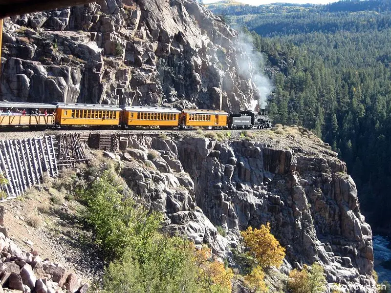 800px durango silverton train