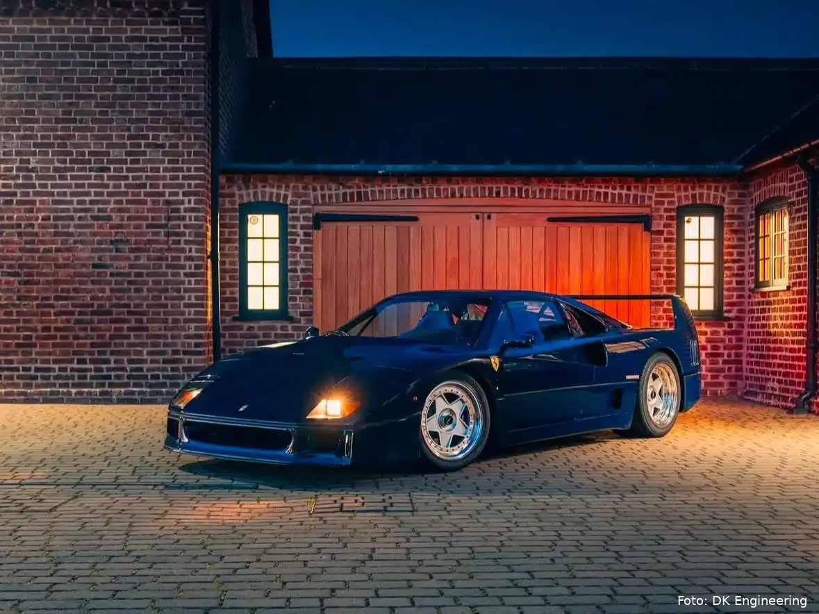 ferrari f40 blu