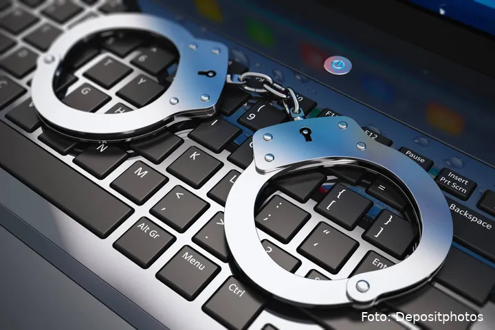 Depositphotos_38673407_L