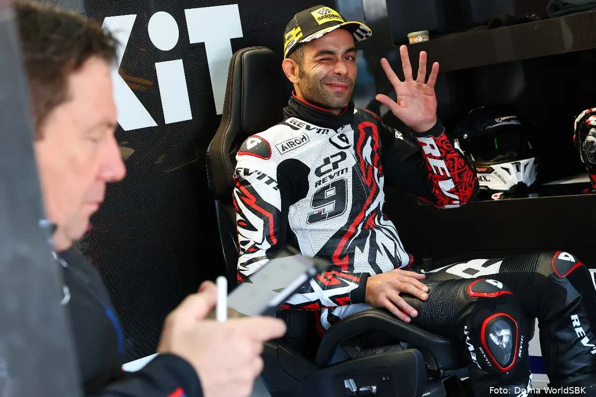 Danilo Petrucci pilota BMW Superbike SBK
