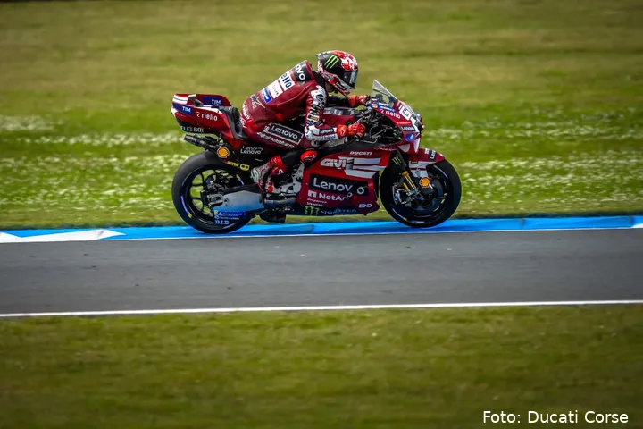 Pecco Bagnaia guida la Ducati MotoGP al TT Circuit Assen