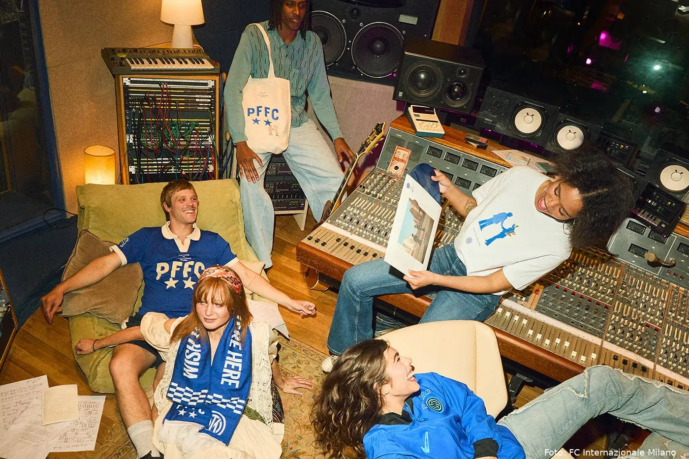 https___hypebeast.com_image_2026_04_16_Pink-Floyd-FC-Internazionale-Milano-Collaboration-collection-Release-Info-1