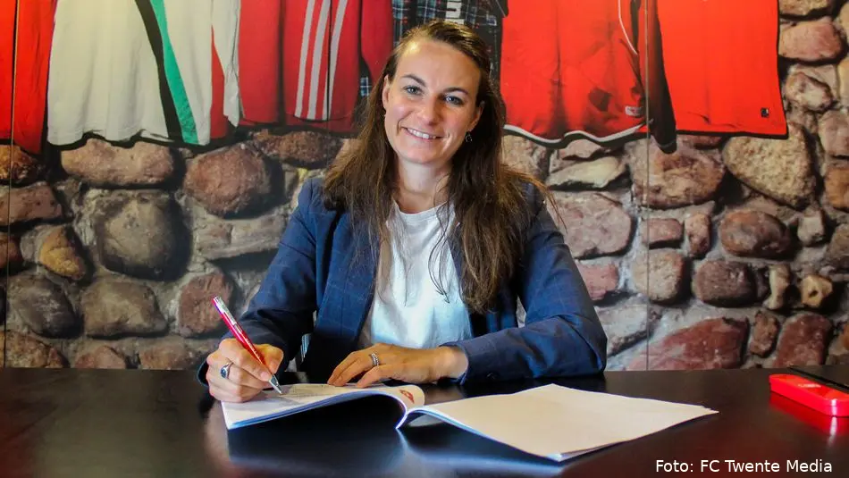Renate jansen fc twente vrouwen contract 2020 2021