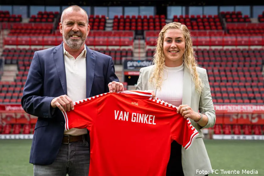 danique van ginkel fc twente vrouwen presentatie rene roord 2022