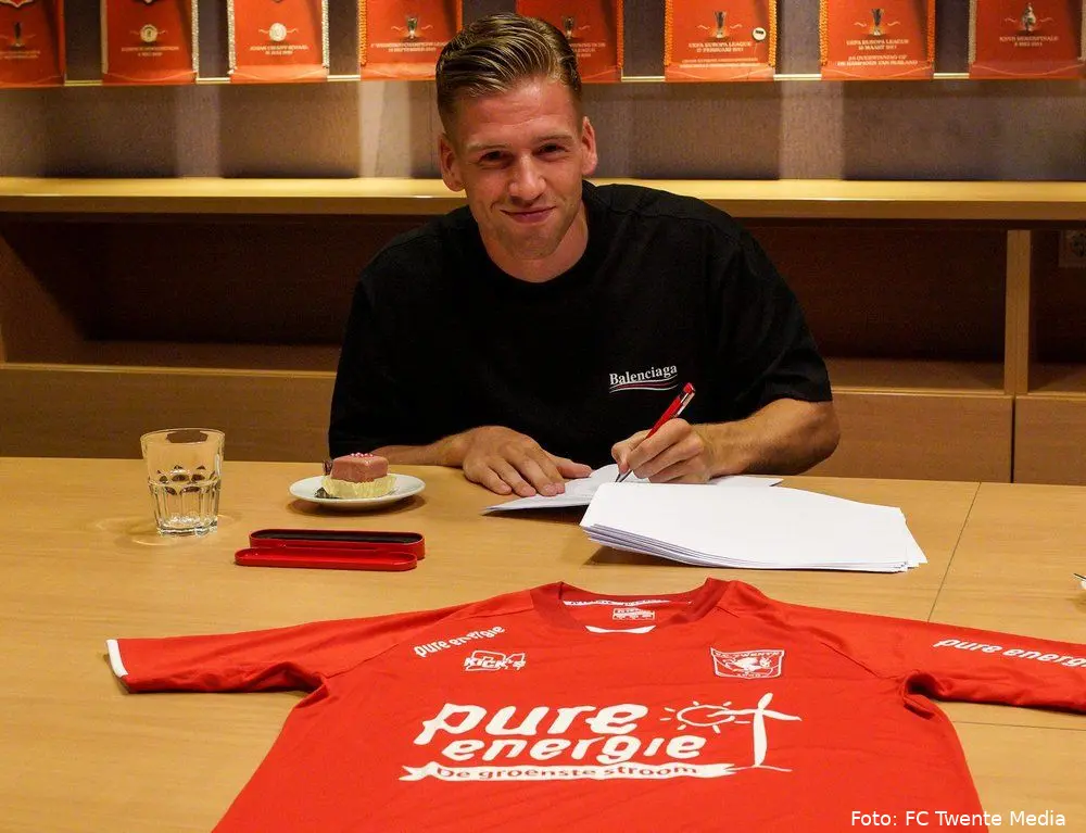 gijs smal ondertekenen contract fc twente 2020