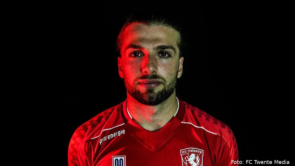 lazaros lamprou fc twente studiofoto
