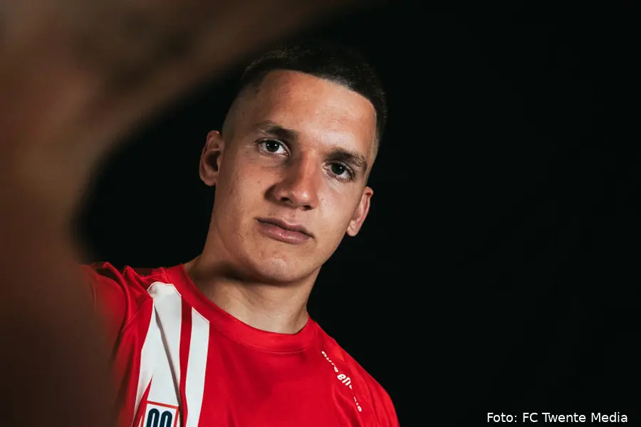 presentatie christos tzolis fc twente huurling