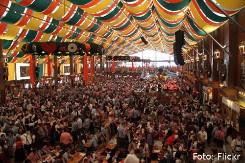 10211827935_c022072a05_b