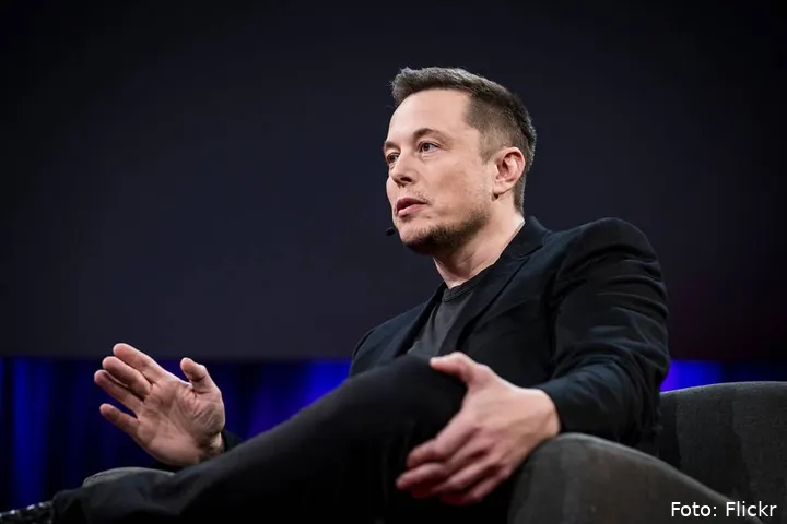 33944890310_c8b029b6cd_b