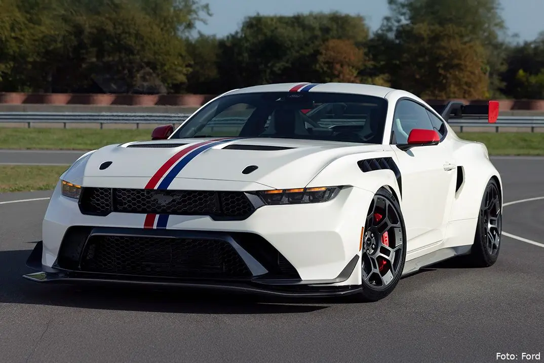 2025 ford mustang gtd spirit of america 0 hero
