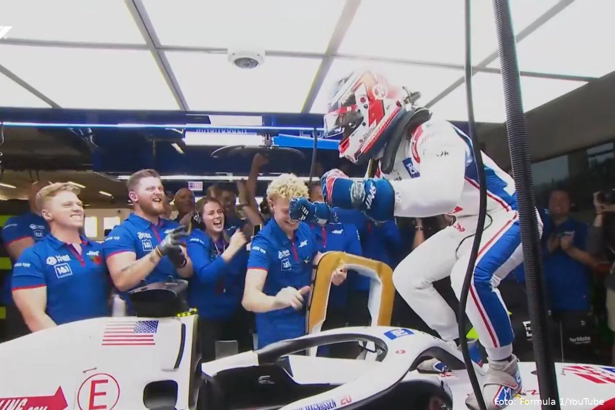 Kevin Magnussen pole i Brasilien