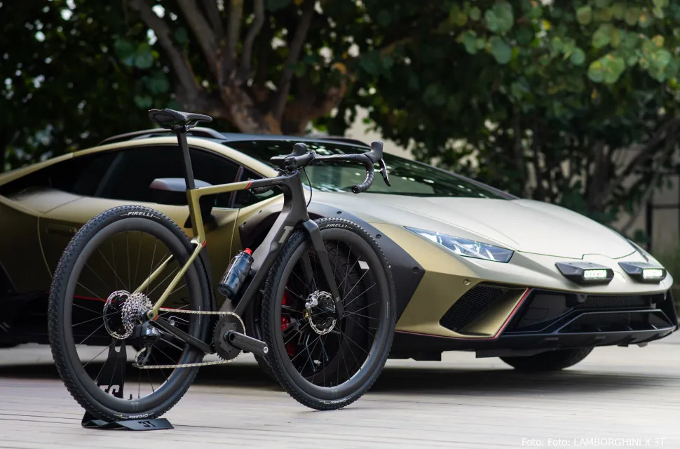 fhm exploro racemax x huracan sterrato