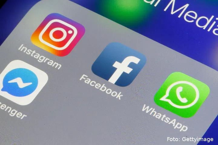 https hypebeastcom image 2020 02 facebook pay users for voice recordings 001