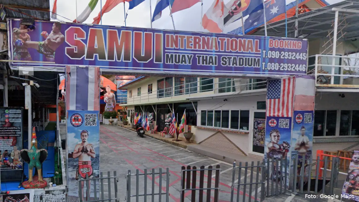 24921127 indgangen til muay thai arena hvor den 30 rige b