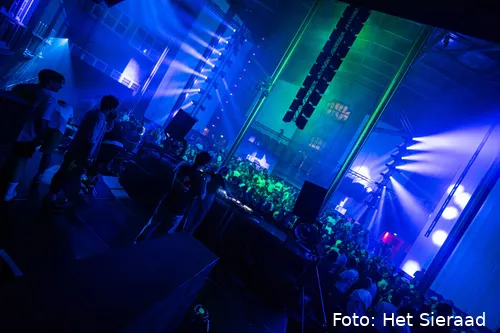 02. Shot vanuit artiest2 - (horizontale foto)