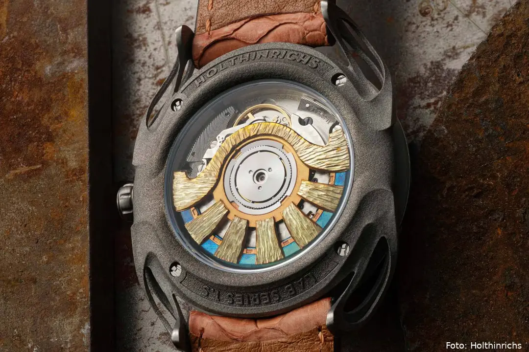 https___hypebeast.com_image_2026_03_30_holthinrichs-watches-signature-lab-series-1-s-1-gmt-release-info-5