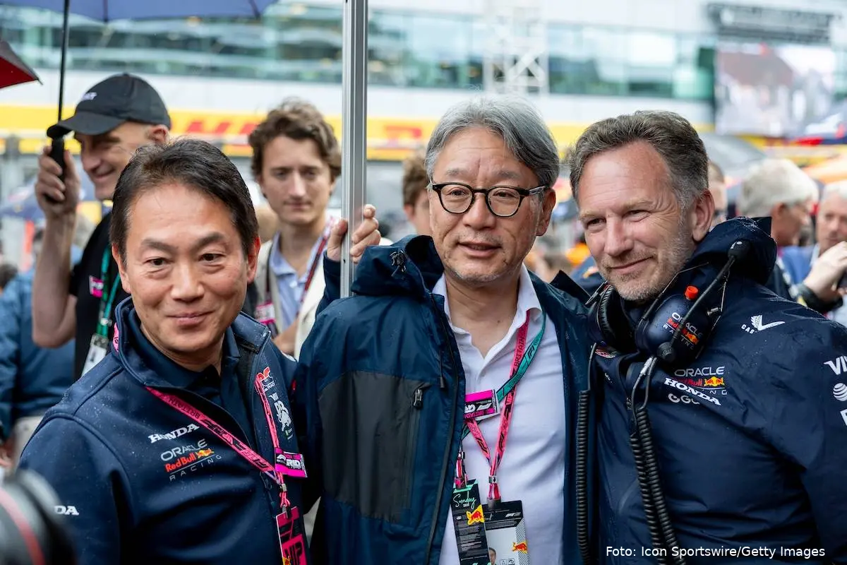 Koji Watanabe + Toshihiro Mibe + Christian Horner + Red Bull + Honda