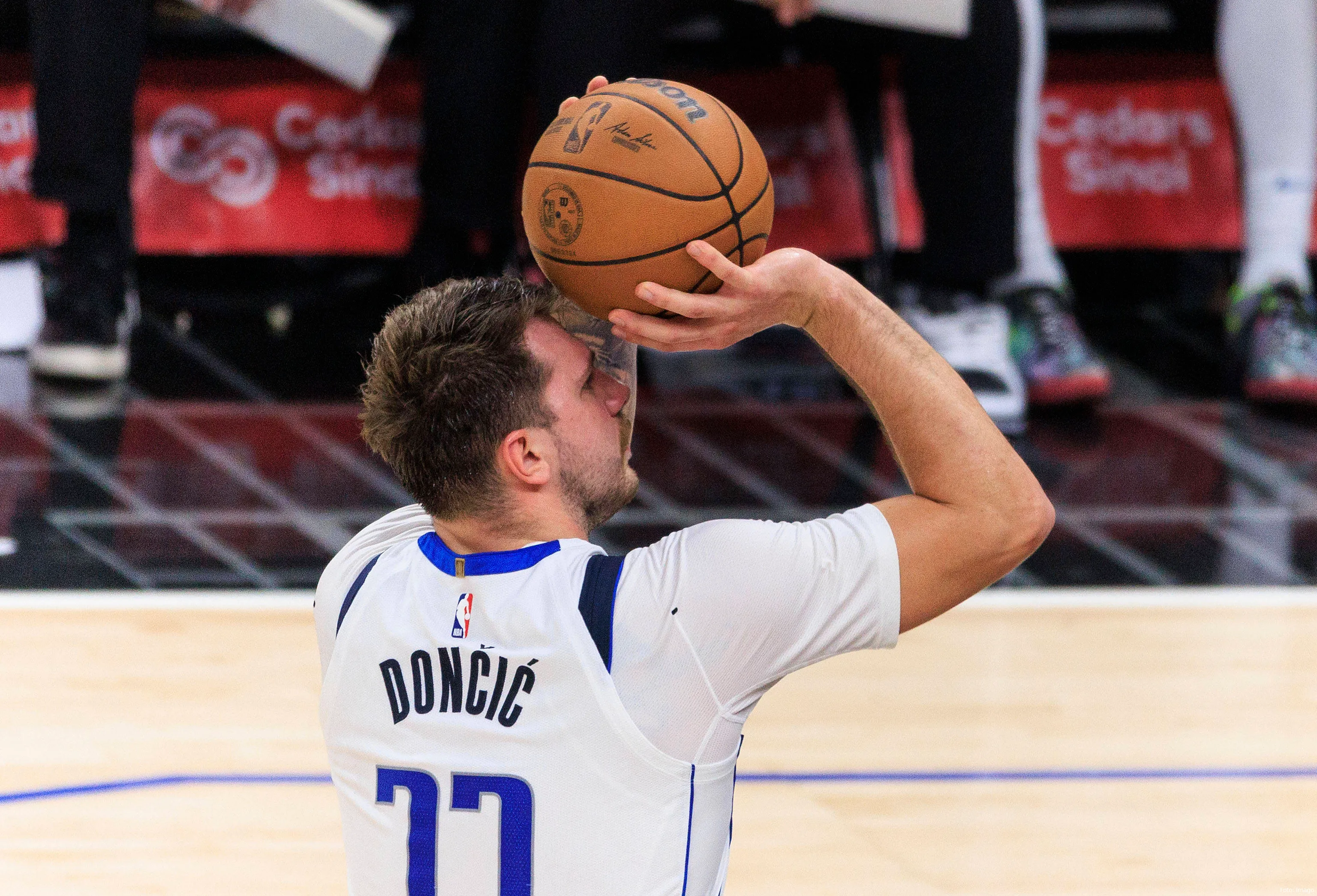 doncic mavs 3