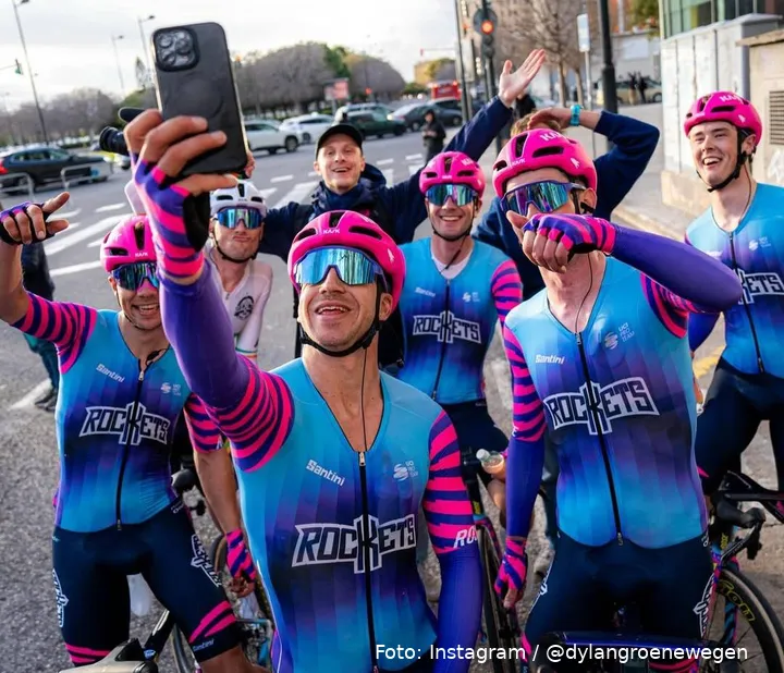 L(a)unching 🚀🌭😉🎈 (1)