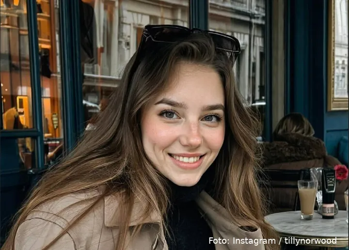 Sat outside pretending I’m in a French film and not just avoiding my to-do list.What’s your ulti