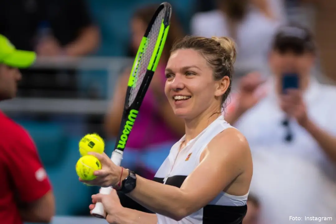 <i>Simona Halep</i>