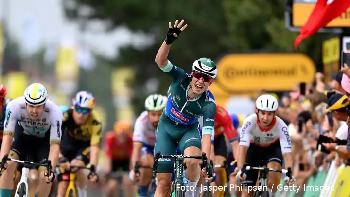 den groenne troeje jasper philipsen tour de france 2023