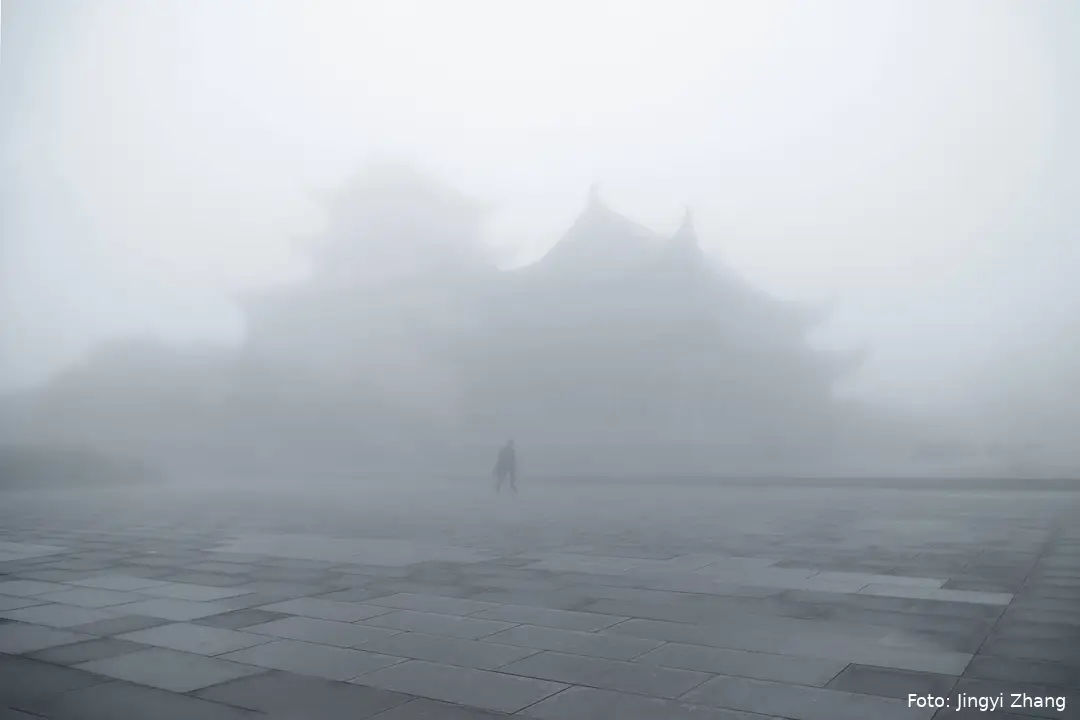 3-  Jingyi Zhang - Emei Mountain