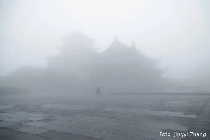 3-  Jingyi Zhang - Emei Mountain
