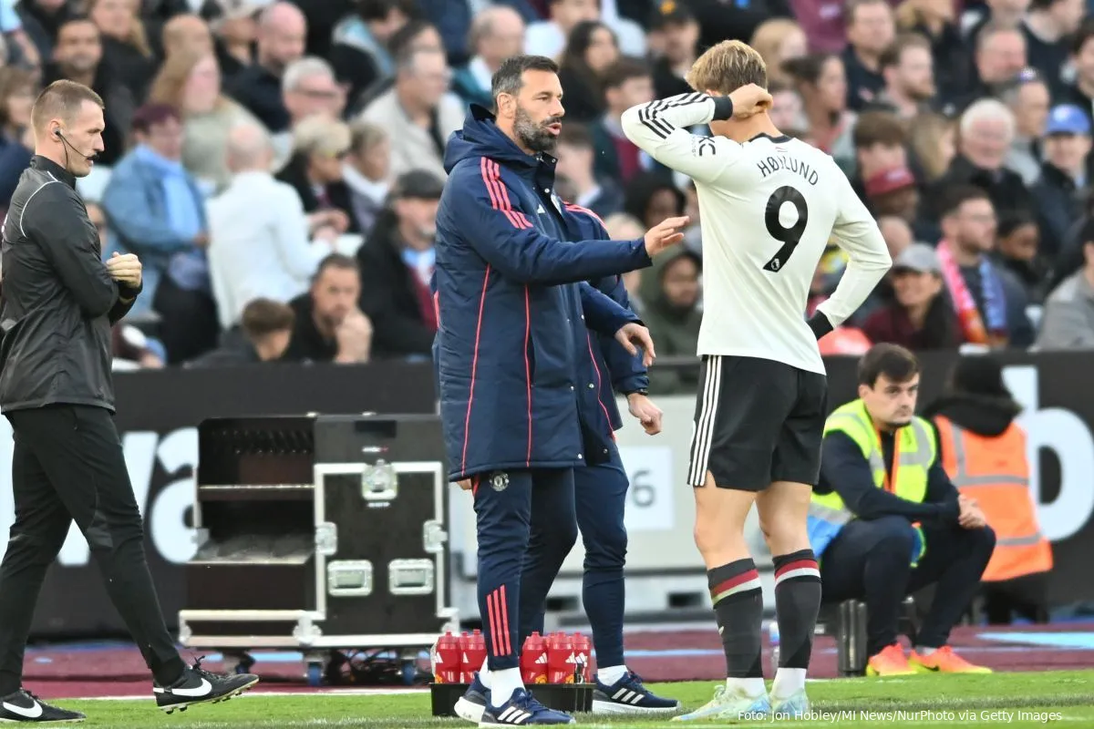 <i>Van Nistelrooy med gode råd til Højlund</i>