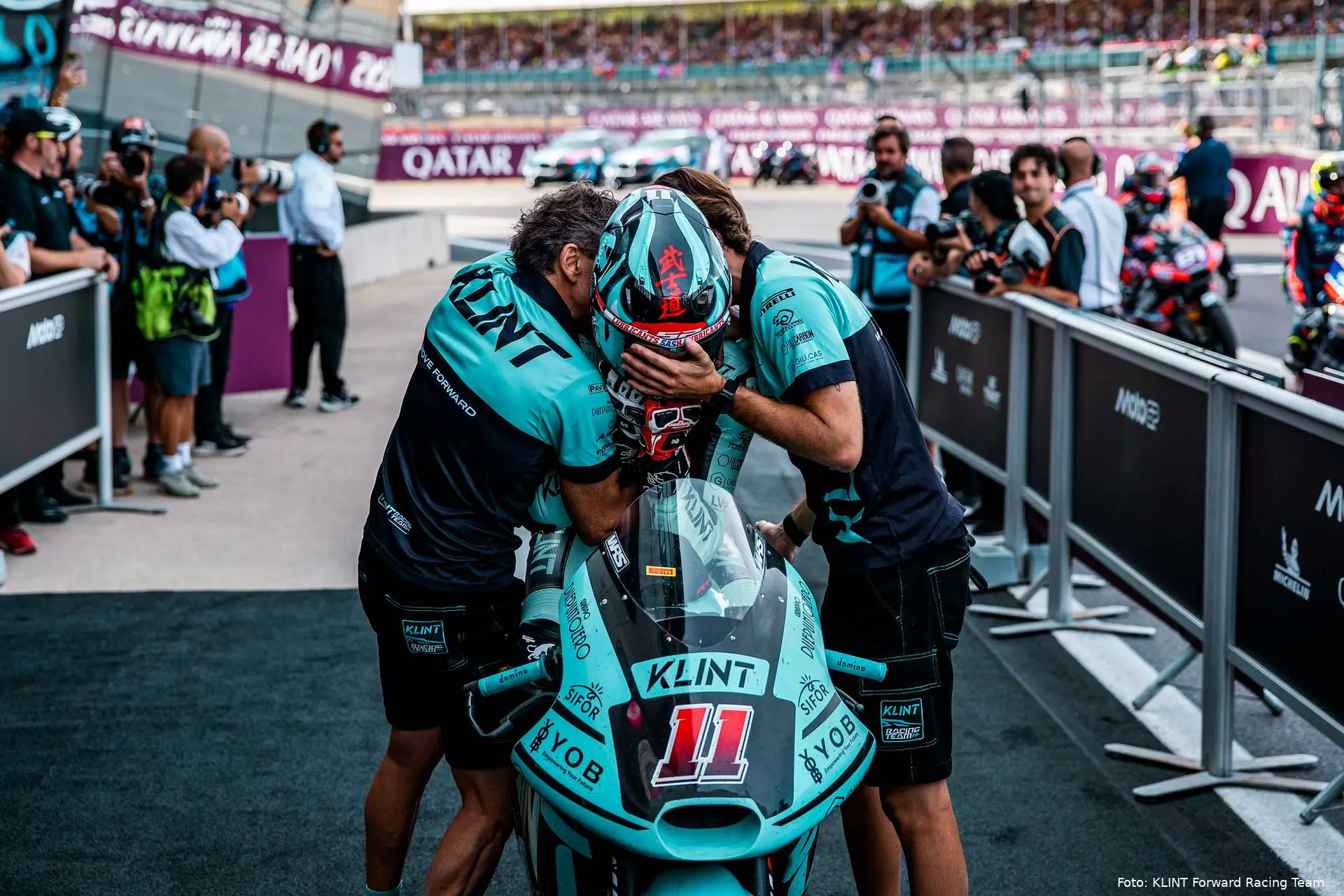 escrig-forward-moto2-silverstone-1