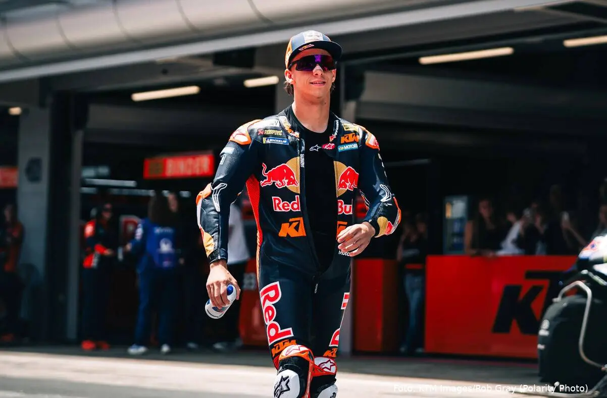 acosta-ktm-motogp-barcellona