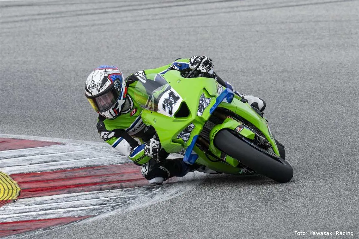 Garrett Gerloff pilota Kawasaki Superbike SBK guida la Ninja ZX-10RR 2026 nel Portimao Test