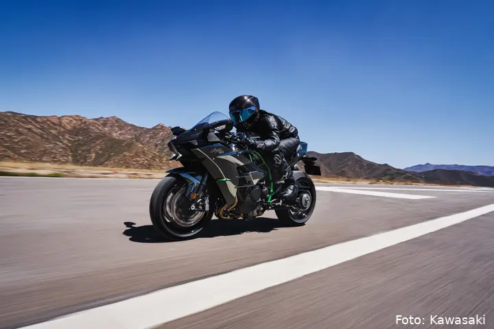 27_ZX1002X_320_GY1_AC_20_C