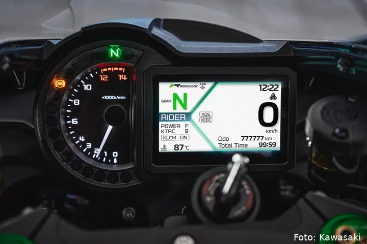27_ZX1002X_320_GY1_SA_MEC_C