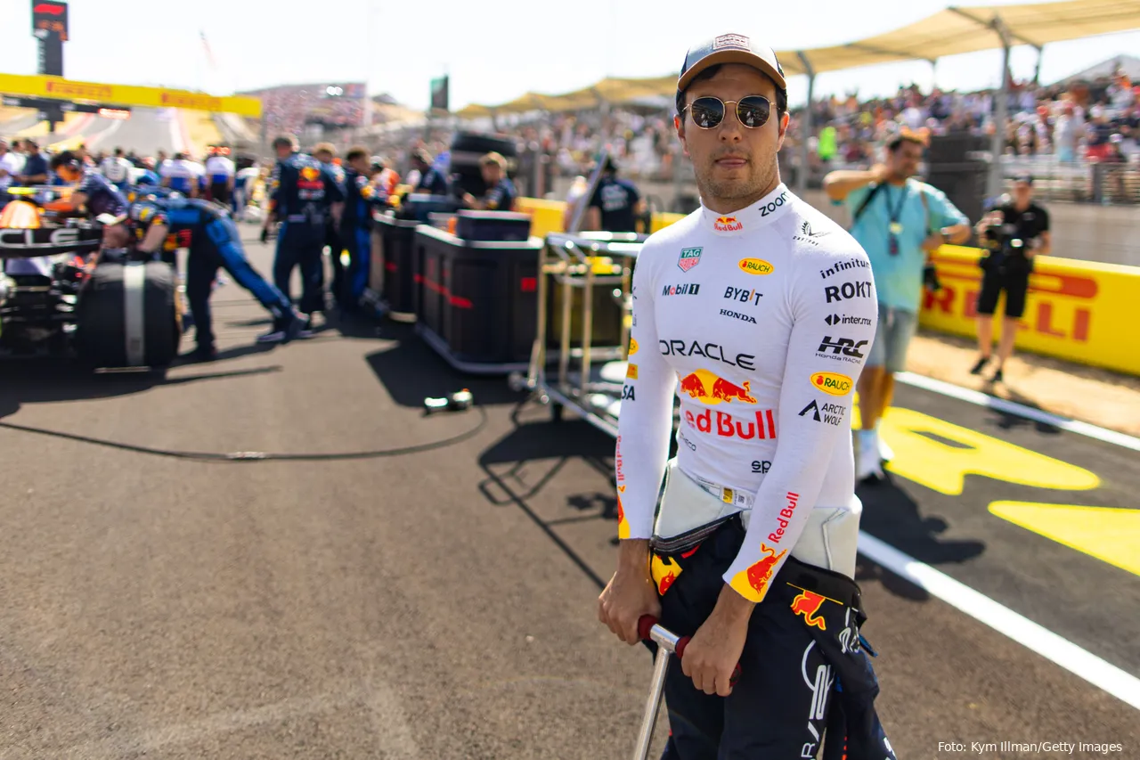 <i>Sergio Perez</i>