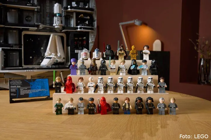 Minifigures